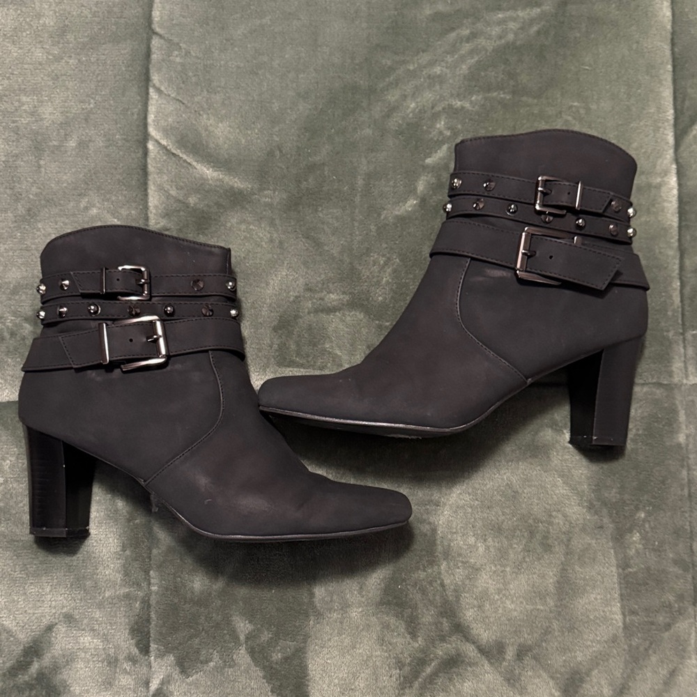 VENUS Black Ankle Boots with Studded Straps